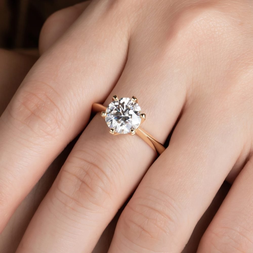 Sparkl365 Moissanite real life image