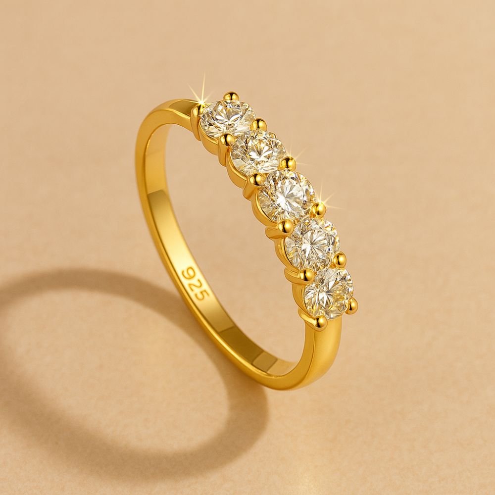 Five-stone moissanite ring in gold by Sparkl365 – 5-ÉTOILES